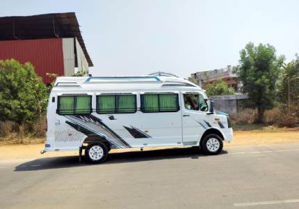Book luxury 12 seater Tempo Traveler in Himachal