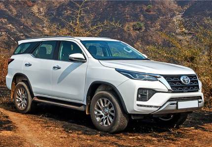 SUV on Rent for Himachal tour